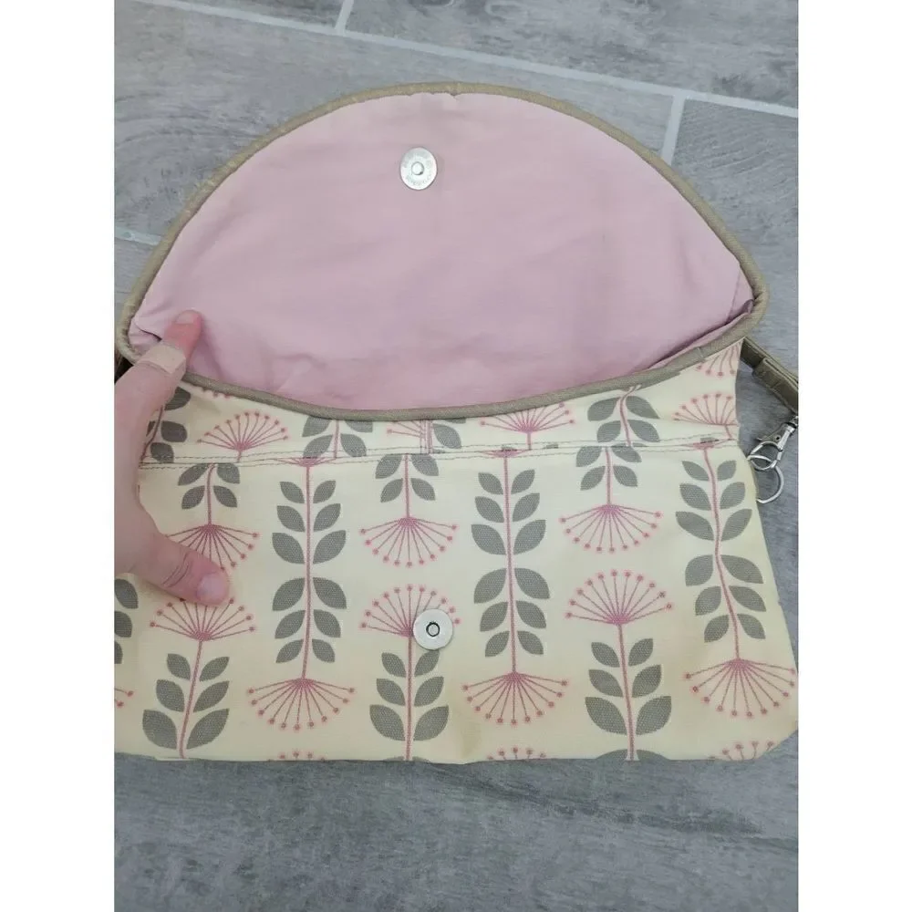 Petunia Pickle Bottom Diaper Clutch‎
